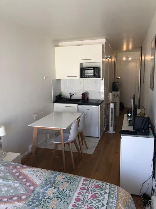 Nice Flat St Germain En Laye Centre 30 Minutes To Paris Saint-Germain-en-Laye Ngoại thất bức ảnh
